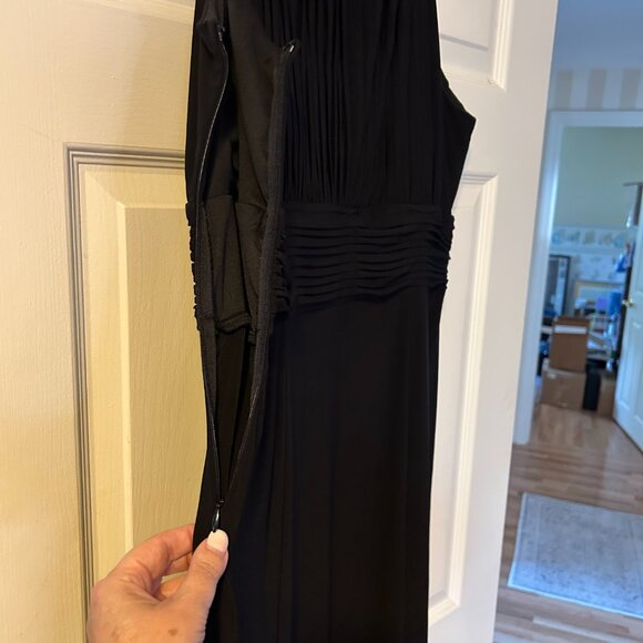 Ladies Evan Picone (Black Label) Black empire waist black formal dress Size 12 - Picture 9 of 9